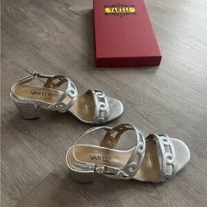 Vaneli silver metallic kitten heels